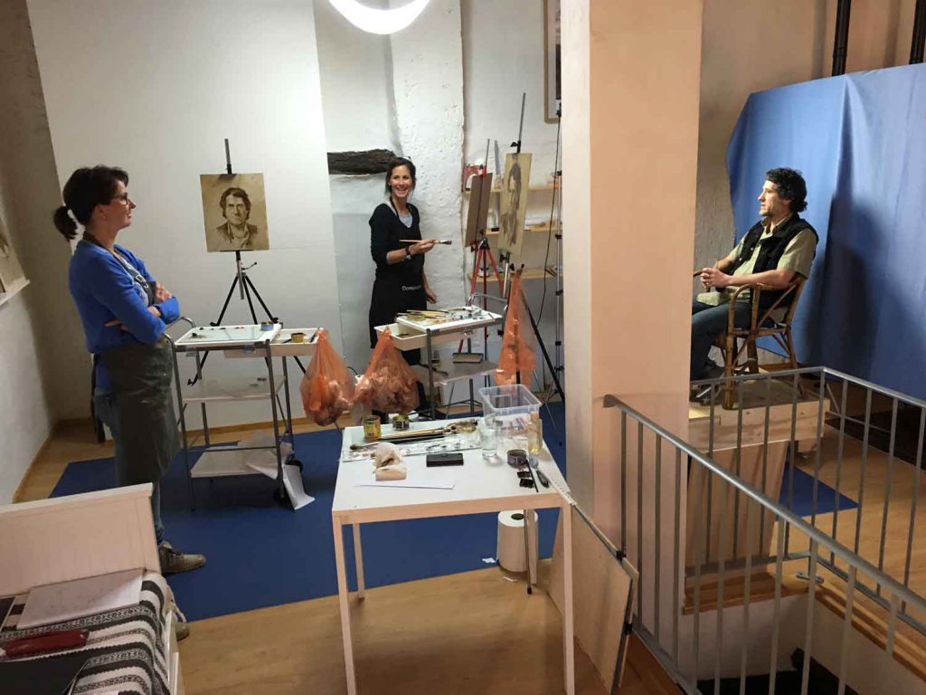 live model art class